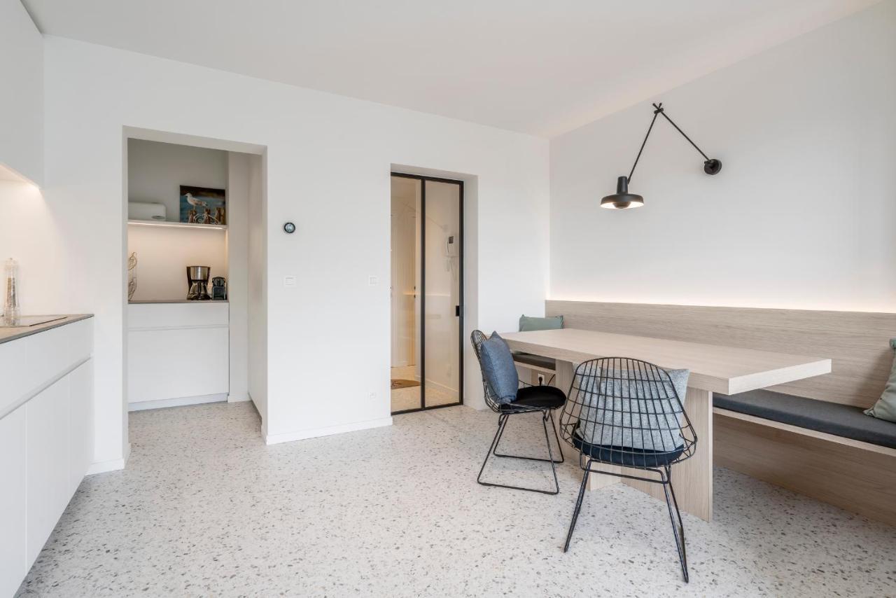 Luxurious And Unique Design App Centre Koksijde Apartment Exterior photo