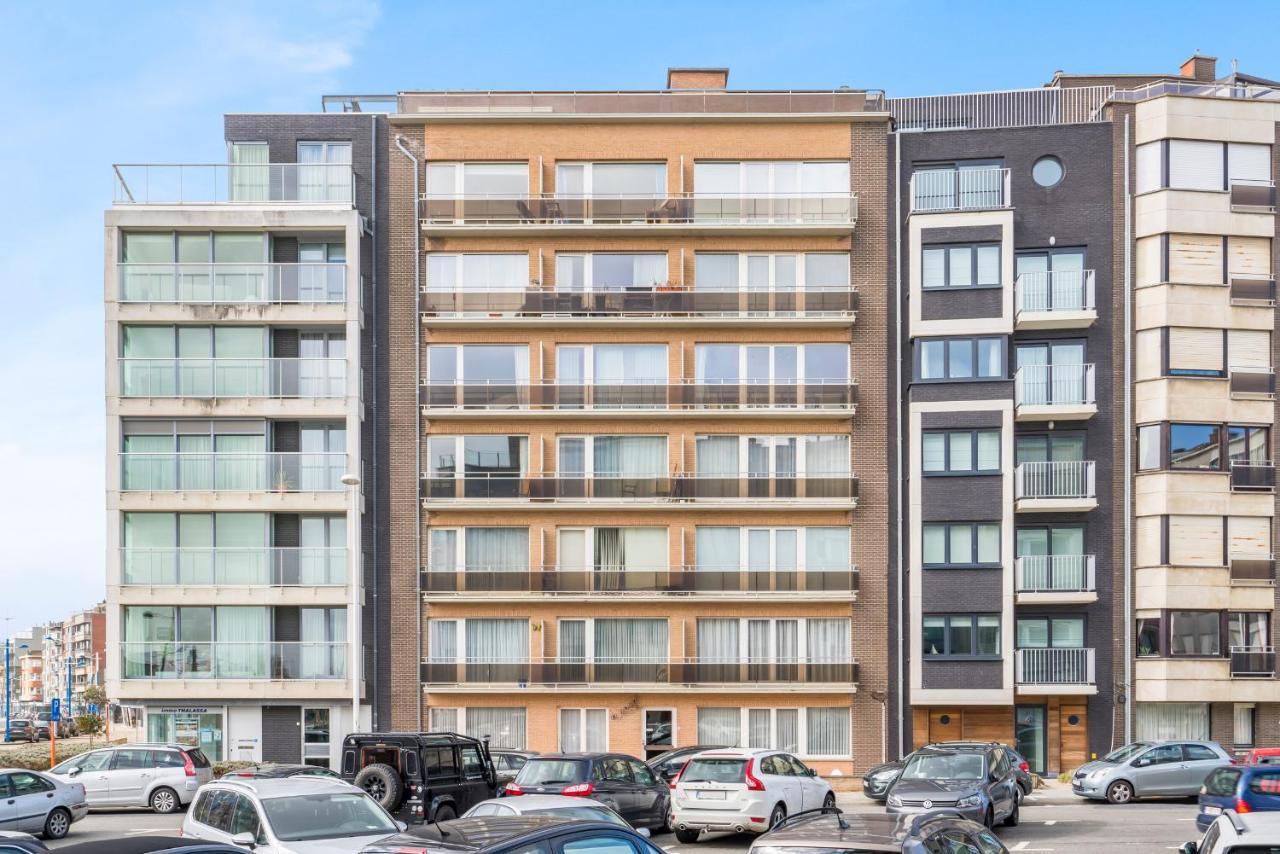 Luxurious And Unique Design App Centre Koksijde Apartment Exterior photo